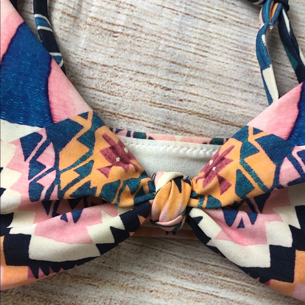 Athleta Multicolor Patterned Bikini Top - image 4